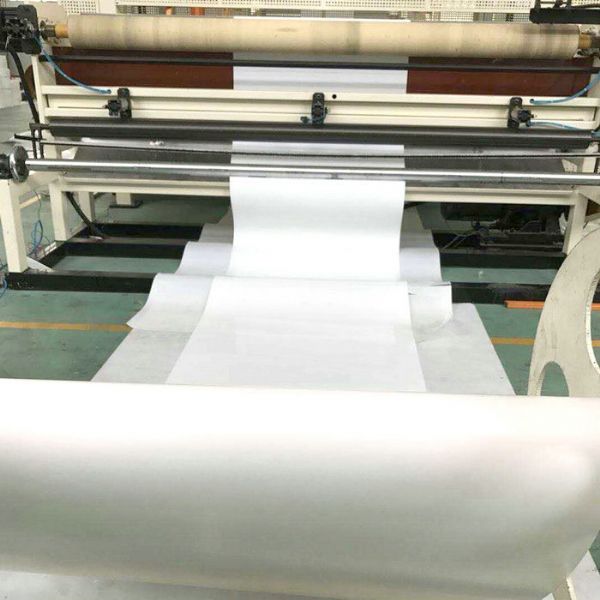 養(yǎng)雞場如何區(qū)分雞糞PP清糞帶以及選購PP材質(zhì)清糞帶呢